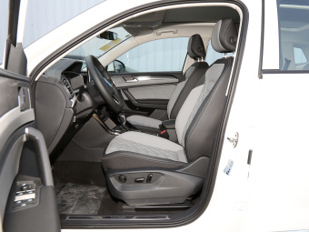 VW Tayron Deluxe Plus Advanced 330TSI